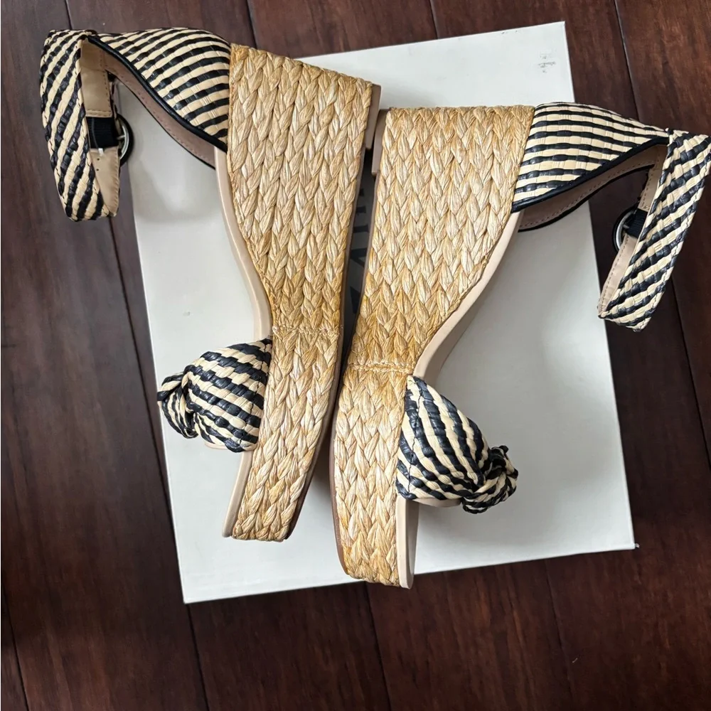 On 34th Women's Nihari Knot Wedge Sandals nwt #17